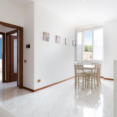 קומו Carola'S Place - By Relais Di Giada מראה חיצוני תמונה