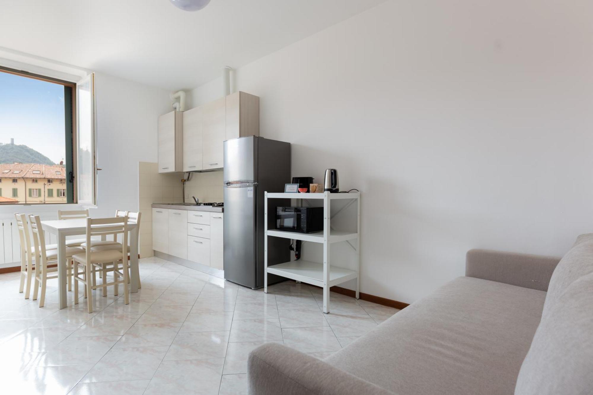 קומו Carola'S Place - By Relais Di Giada מראה חיצוני תמונה
